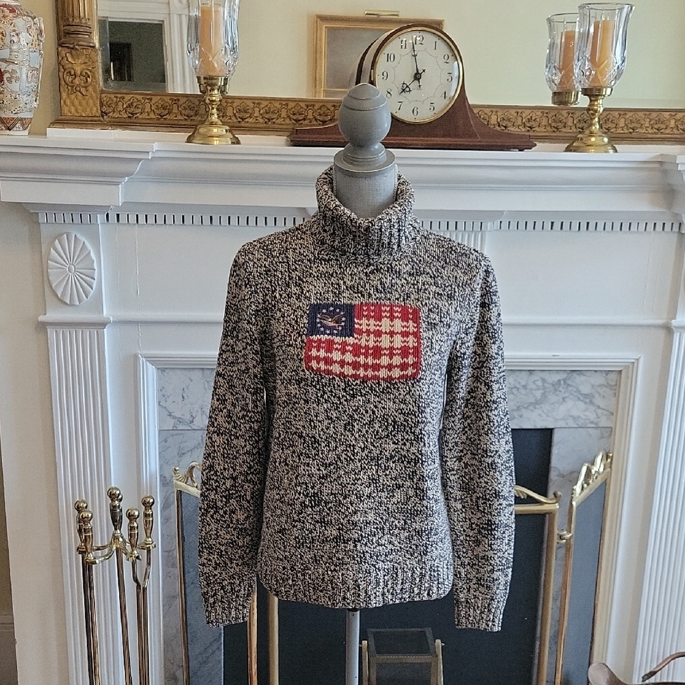 American Living  Sweater  Size Large 
Navy & Cream Marled Knit American Flag